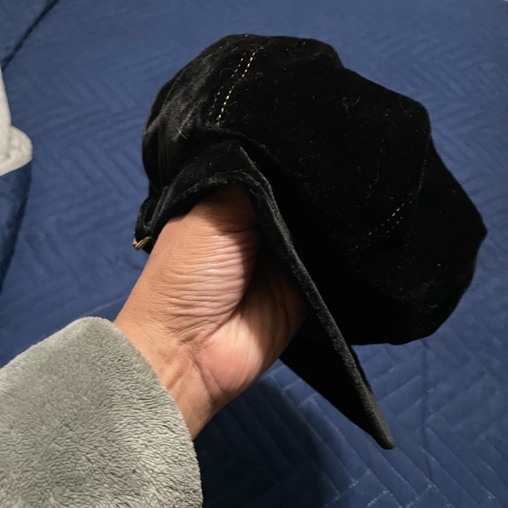 Black Velvet Cap